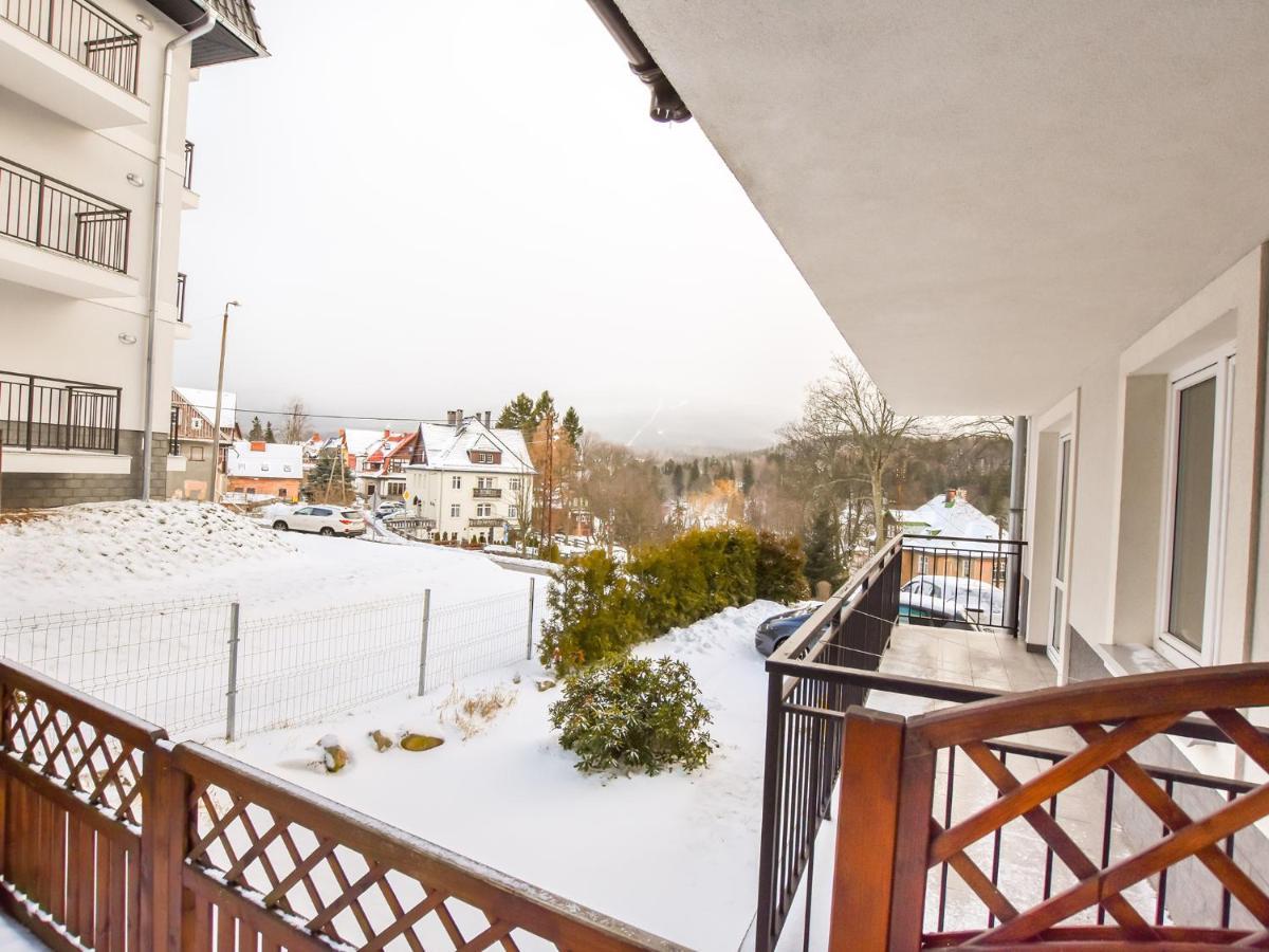 Apartament Vacationclub – Dworcowa 1a 3 *
